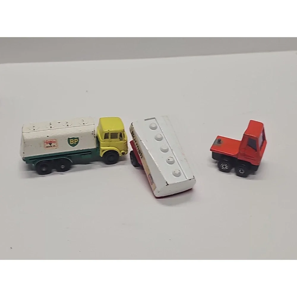 Matchbox Lesney Vintage  Job Lot Crane #30-BP #25-Dump Truck #48 Snow Plow #16